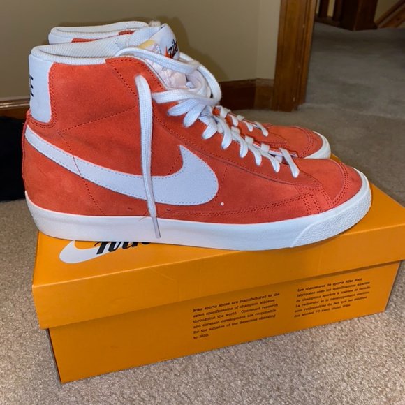Nike Blazer Mid 77 HABANERO Size 11 - Picture 3 of 4